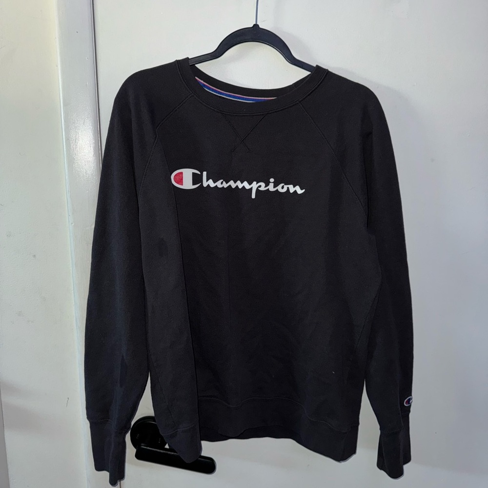 Champion Black Crewneck Sweater with Iconic Logo